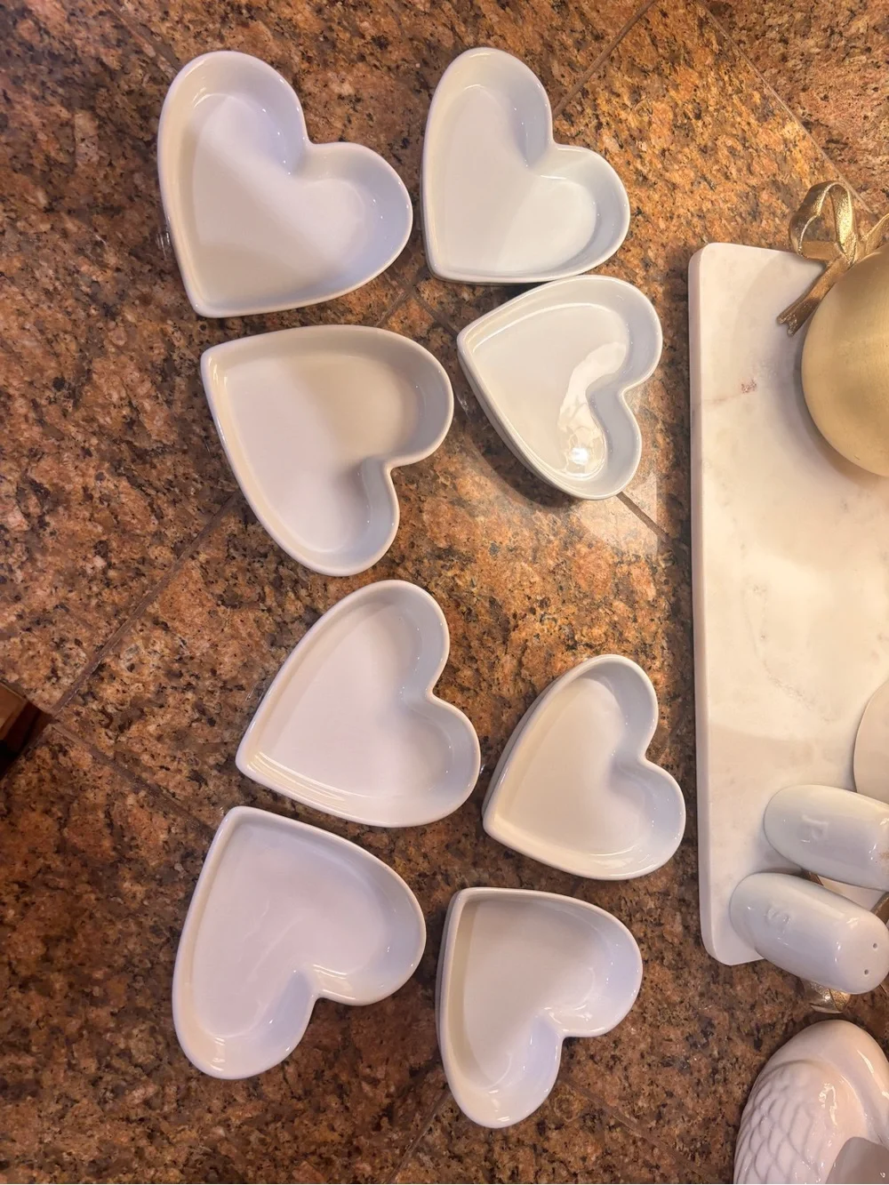 Crate & Barrel Set of 8 White Porcelain Heart Shaped Dishes Bowls Oven Microwave